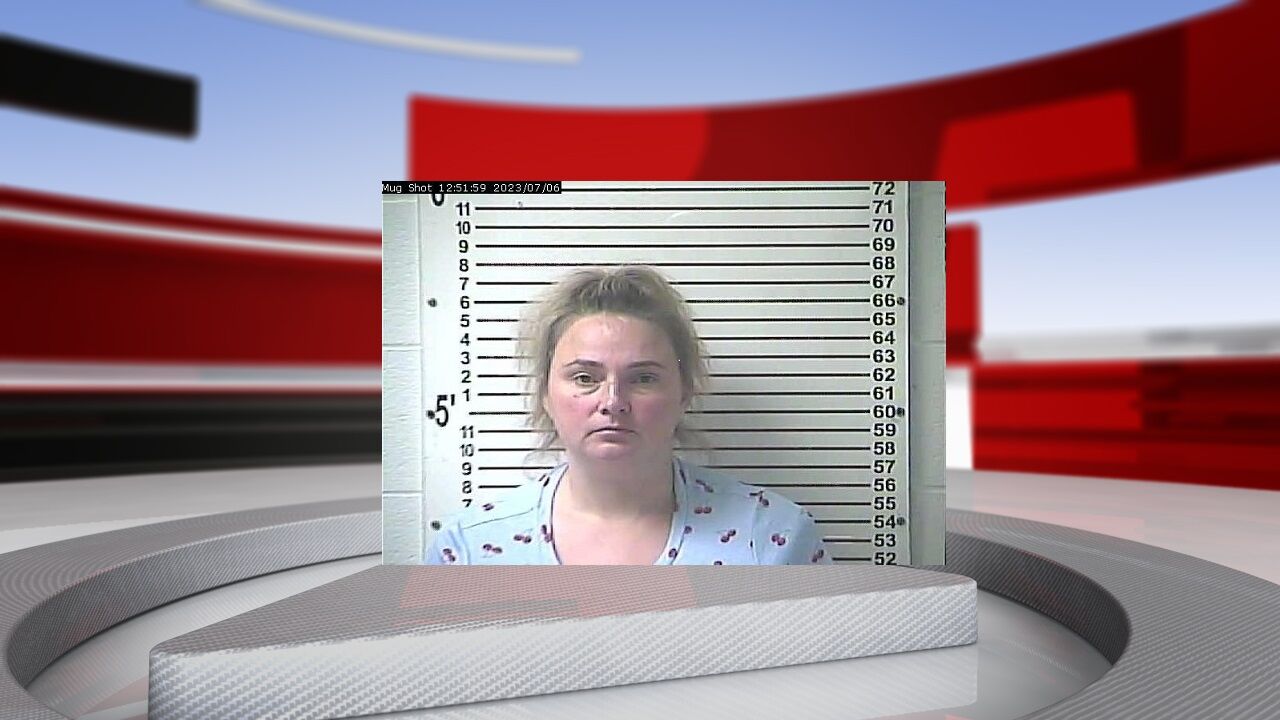 Elizabethtown woman charged with trafficking 8 pounds of meth, 2 pounds of cocaine